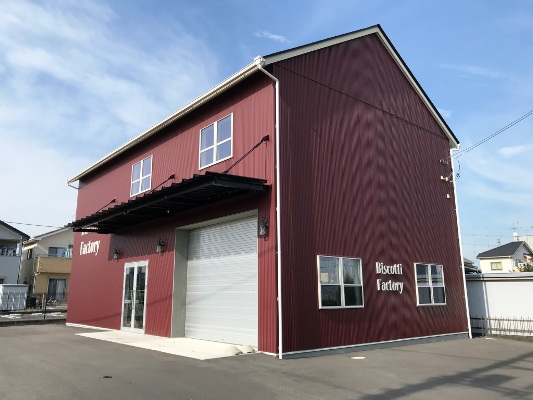 能登町 鉄骨3階建倉庫 賃貸 別荘として 約90坪 建物合計500m2